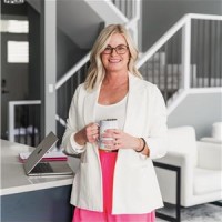 Jacqueline Fraser