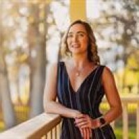 Cassie Hamilton