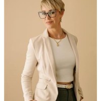 Darcey Busch