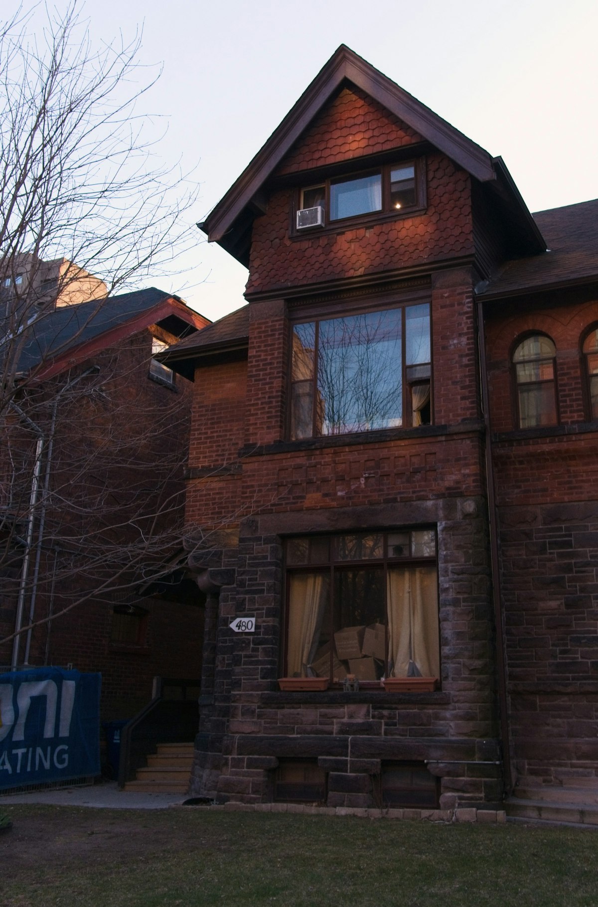 Toronto residential neighbourhood with homes