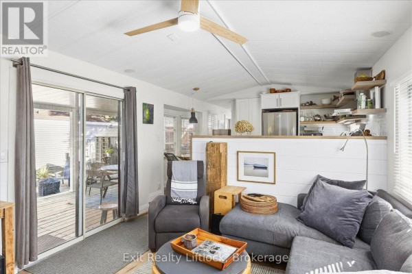 (166 Whispering Pines) - 2560 Westview Road, Selwyn, ON K0L2H0 Photo 4