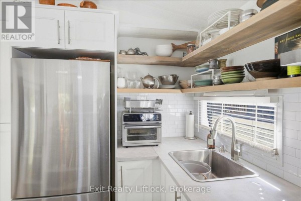 (166 Whispering Pines) - 2560 Westview Road, Selwyn, ON K0L2H0 Photo 5