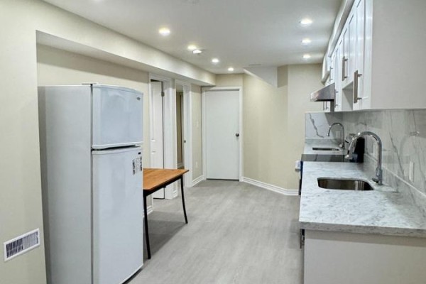 (basement) - 35 Joycedale Street, Markham, ON L3S3G9 Photo 5