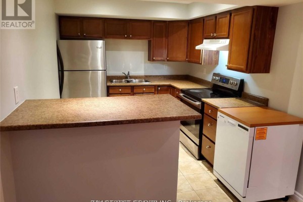 Living room - (bsmt) - 92 Sir Jacobs Crescent, Brampton, ON L7A3V2 Photo 5