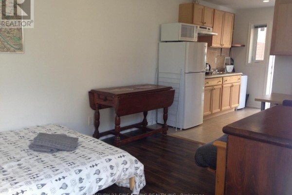 (grdn) - 400 Nairn Avenue, Toronto, ON M6E4J3 Photo 5