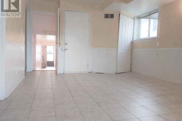 (lower) - 72 Parkdene Court E, Toronto, ON M1W2J3 Photo 5