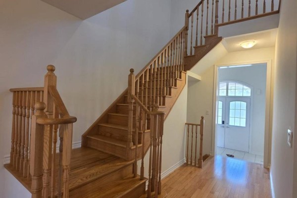 (main) - 11 Chessington Avenue, East Gwillimbury, ON, photo 3