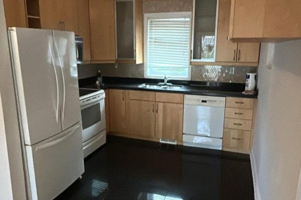 Kitchen - (main) - 2b Dornfell Street, Toronto, ON M2R2Y6 Photo 3
