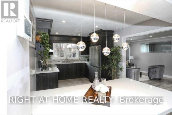 Kitchen - (main) - 9 Aveline Crescent, Toronto, ON M1H2P4 Photo 3