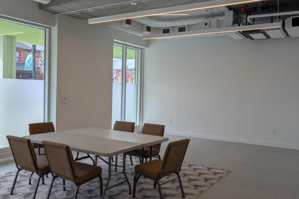 (main Level) - 473 Oakwood Avenue, Toronto, ON M6E2W4 Photo 4