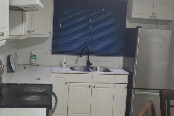(upper) - 28 Ladore Drive, Brampton, ON L6Y1V5 Photo 4