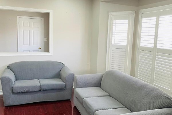 Laundry room - (upper Portion) - 80 Loons Call Crescent, Brampton, ON L6R2G4 Photo 5