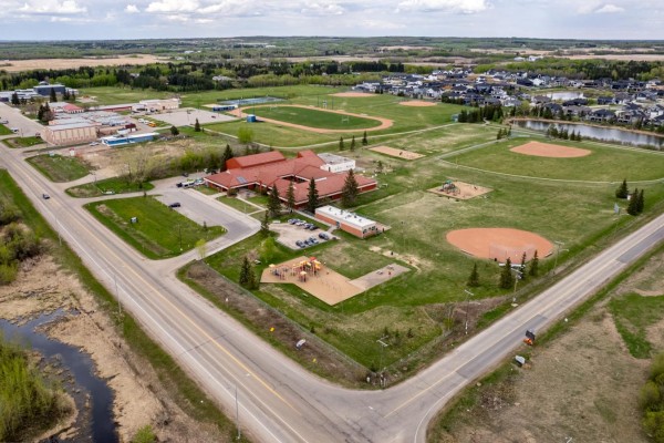 , Ardrossan, AB T8E2A2 Photo 5