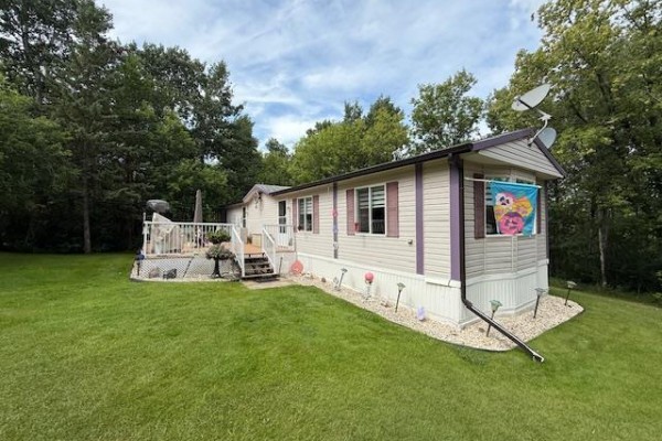 , Lake Of The Prairies, MB, photo 2