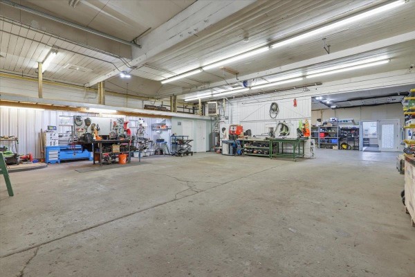 , Thorsby, AB T0C2P0 Photo 4