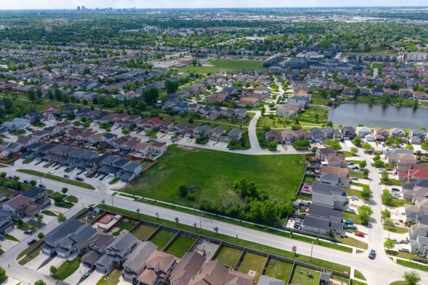 , Winnipeg, MB R2H0L4 Photo 4