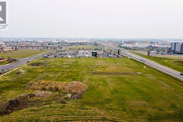 . 115 Street, Grande Prairie, AB T8V8B5 Photo 5