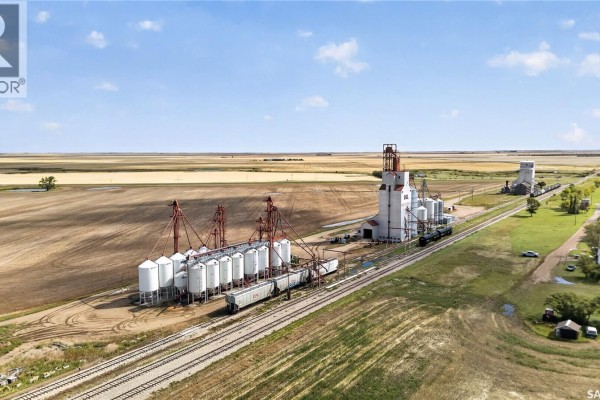 North Railway Avenue, Briercrest, SK S0H0K0 Photo 4