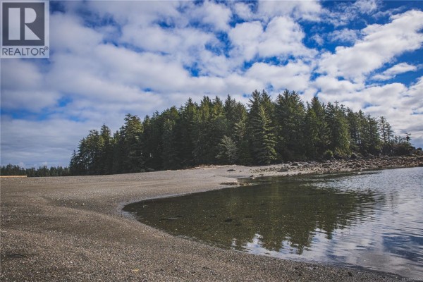 0 Francis Island, Ucluelet, BC, photo 2