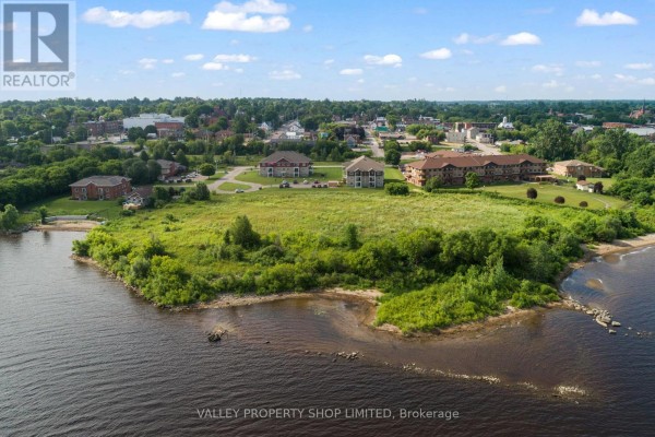 00 Maple Avenue N, Pembroke, ON, photo 3