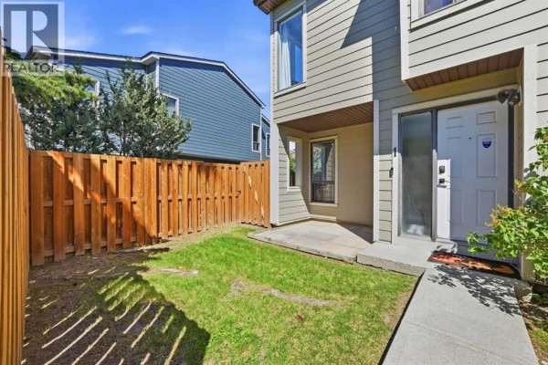 Living room - 1, 108 Grier Terrace Ne, Calgary, AB T2K5Y6 Photo 3