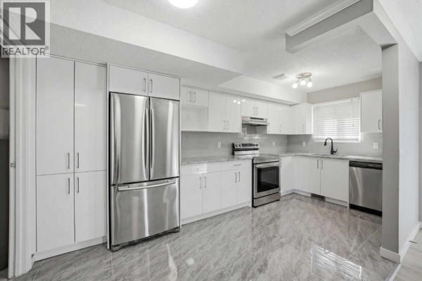 5pc Bathroom - 1, 108 Grier Terrace Ne, Calgary, AB T2K5Y6 Photo 5