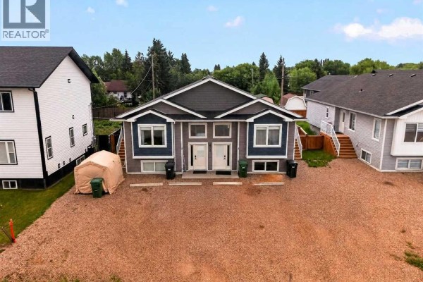 Bedroom - 1, 2, 10225 105 Ave, La Crete, AB T0H2H0 Photo 3