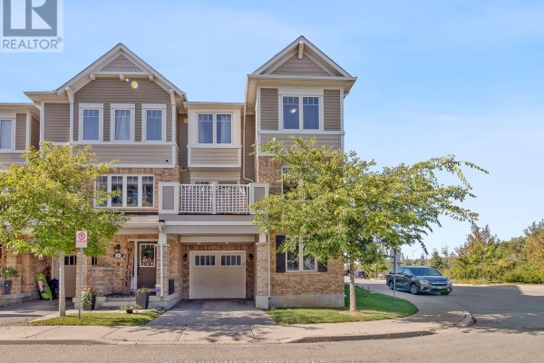 1 - 1025 Nadalin Heights, Milton, ON, photo 3