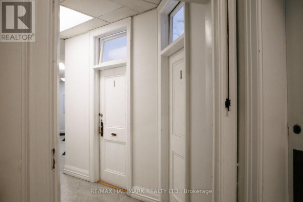1 - 1041 Avenue Road, Toronto, ON M5N2C4 Photo 4