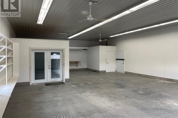 1 - 11 Wychwood Crescent, Kawartha Lakes, ON K0M1N0 Photo 4