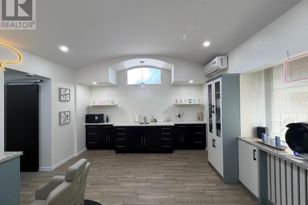 1 - 12 Duke Street, Hamilton, ON, photo 2