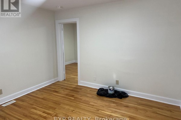 1 - 1268 Emperor Avenue, Ottawa, ON K1Z8C5 Photo 3