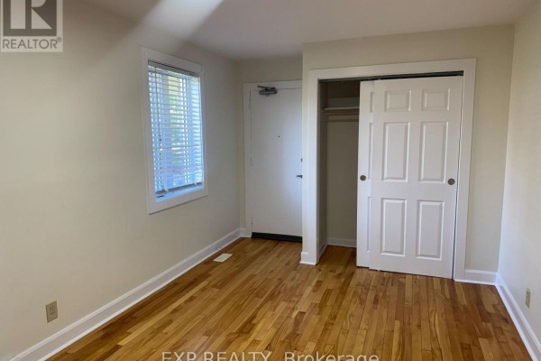 1 - 1268 Emperor Avenue, Ottawa, ON K1Z8C5 Photo 5
