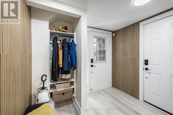 1 - 1270 Gainsborough Drive, Oakville, ON, photo 3
