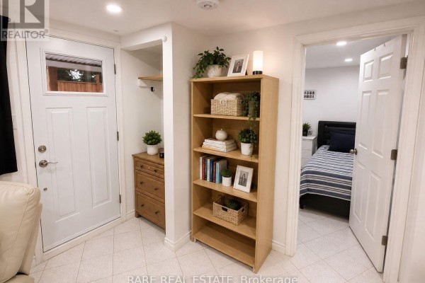 1 - 130 Glen Shields Avenue, Vaughan, ON L4K1T6 Photo 4