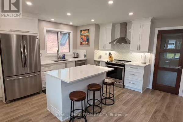 Kitchen - 1 - 1492 Northdale Street, Ottawa, ON K1B4G6 Photo 3