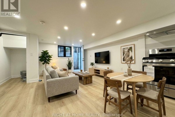 #1 - 151 Gledhill Avenue, Toronto, ON M4C5L1 Photo 2