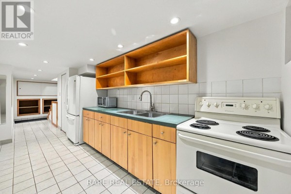 1 - 152 Sunnyside Avenue, Toronto, ON M6R2P2 Photo 5