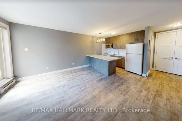 1 - 1610 Queen Street E, Toronto, ON M4L1G2 Photo 2