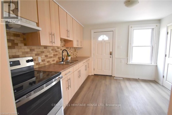 1 - 174 Darling Street, Brantford, ON N3S3W6 Photo 3