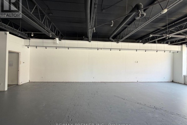 1 - 177 Woodbridge Avenue, Vaughan, ON L4L2S9 Photo 5