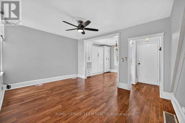 1 - 19 Desjardins Avenue, Ottawa, ON K1N5N8 Photo 5