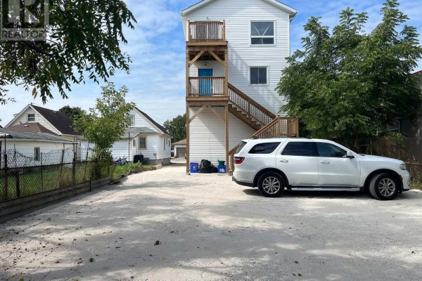 1 - 2 Patricia Street, Thorold