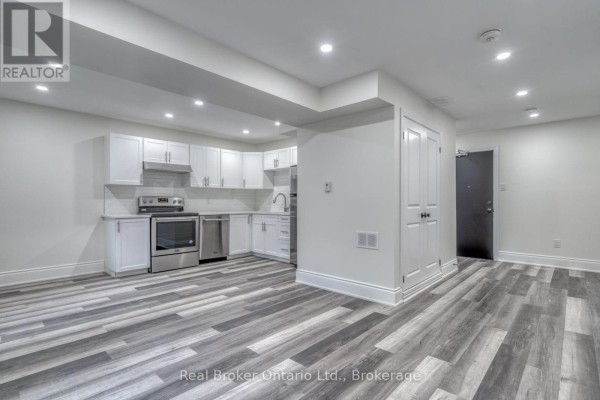 1 - 220 Caroline Street S, Hamilton, ON L8P3L4 Photo 4