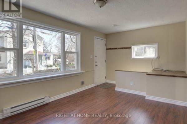 Residential for rent at 1 - 26 Victoria Street, Toronto, ON - MLS® TNWxc9