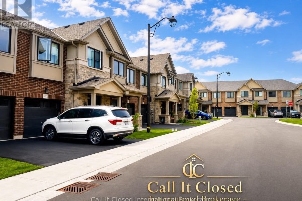 1 - 2745 Westoak Trails Boulevard, Oakville, ON, photo 3