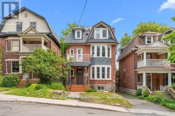 1 - 339 Chapel Street, Ottawa