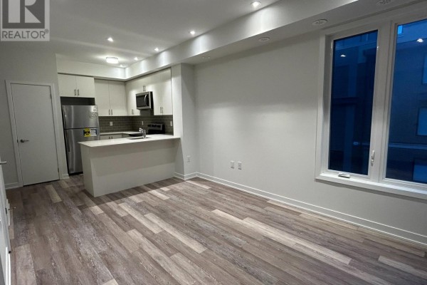 1 - 3425 Ridgeway Drive, Mississauga, ON, photo 2