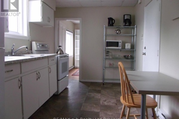 1 - 350 Dundas Street, Woodstock, ON, photo 3