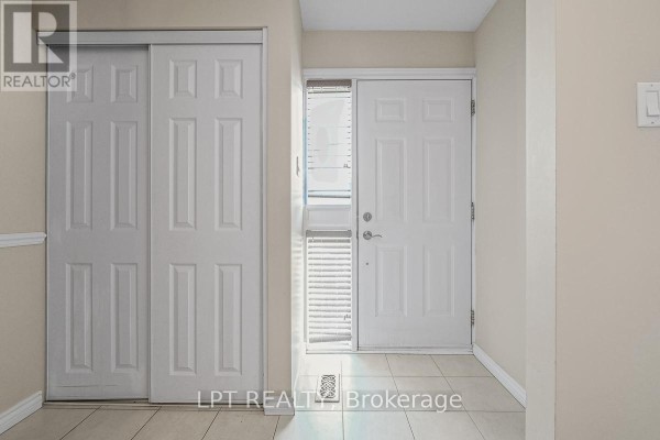 1 - 3501 Aladdin Lane, Ottawa, ON K1T1E1 Photo 2